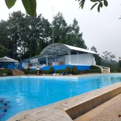 Kolam Renang Villa Bukit Hambalang