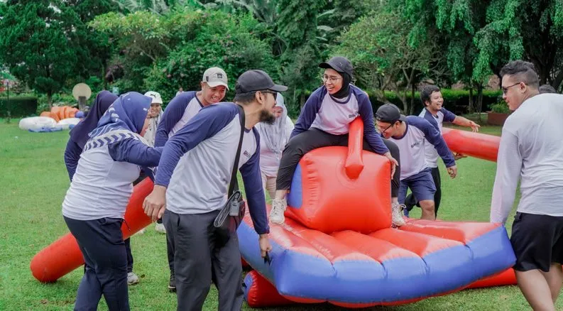 Inflatable Games