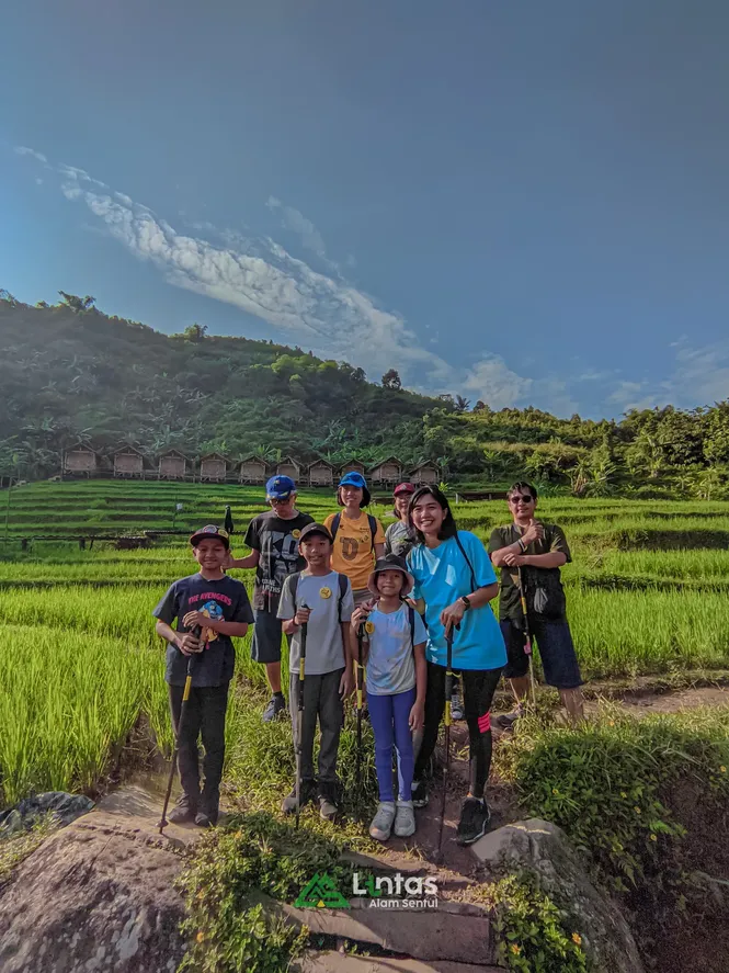 Hiking & Trekking