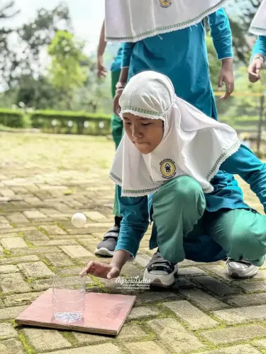 Agro Edukasi dan Outbound Villa Bukit Hambalang